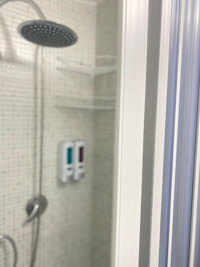 Blu Airport Room Φιουμιτσίνο Εξωτερικό φωτογραφία
