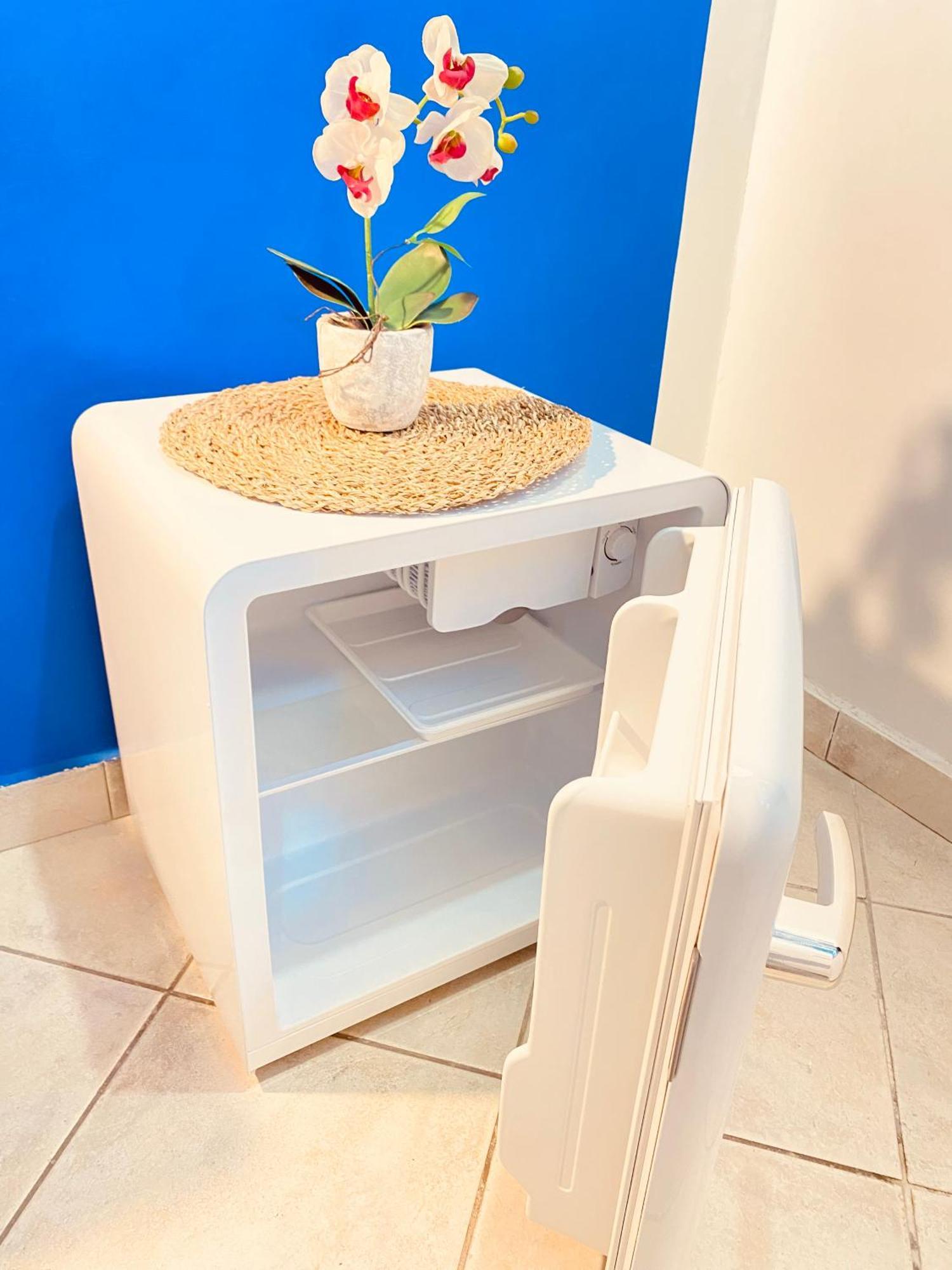 Blu Airport Room Φιουμιτσίνο Εξωτερικό φωτογραφία