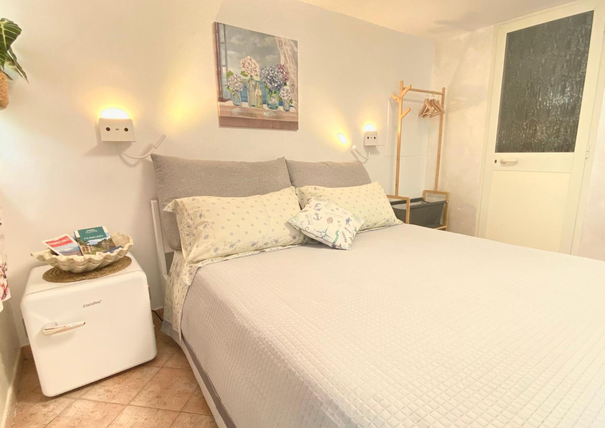 Blu Airport Room Φιουμιτσίνο Εξωτερικό φωτογραφία