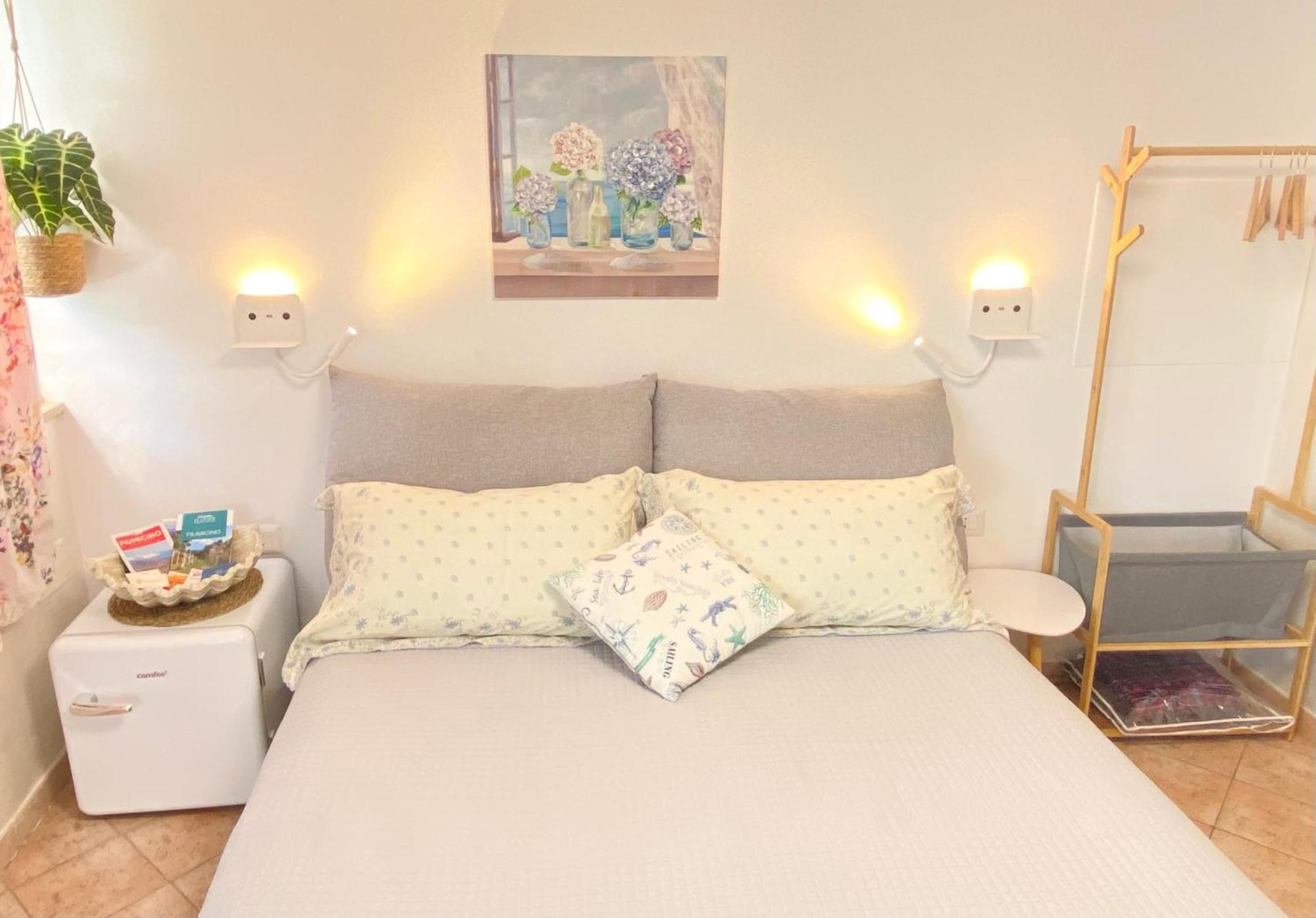 Blu Airport Room Φιουμιτσίνο Εξωτερικό φωτογραφία